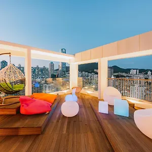 Allzip Archieve4h Hotel
