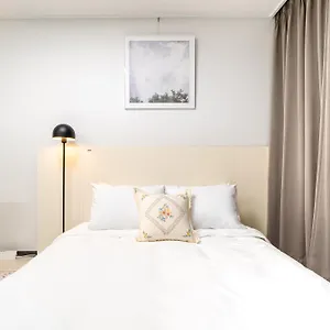  Апартаменты Urbanstay Cityhall