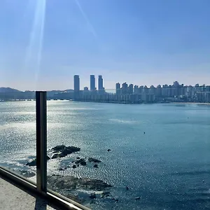 2* Отель H Avenue Gwanganri